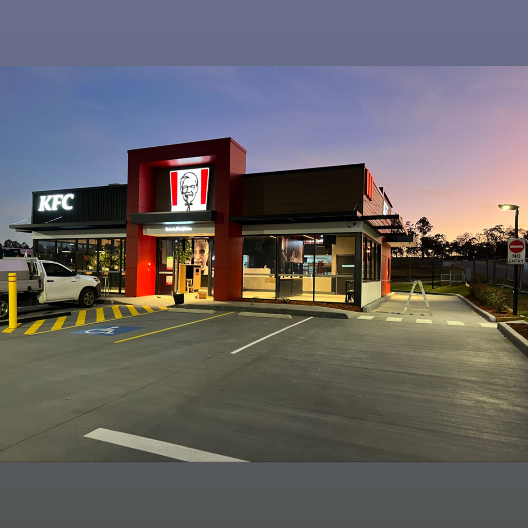 KFC Huntlee construction
