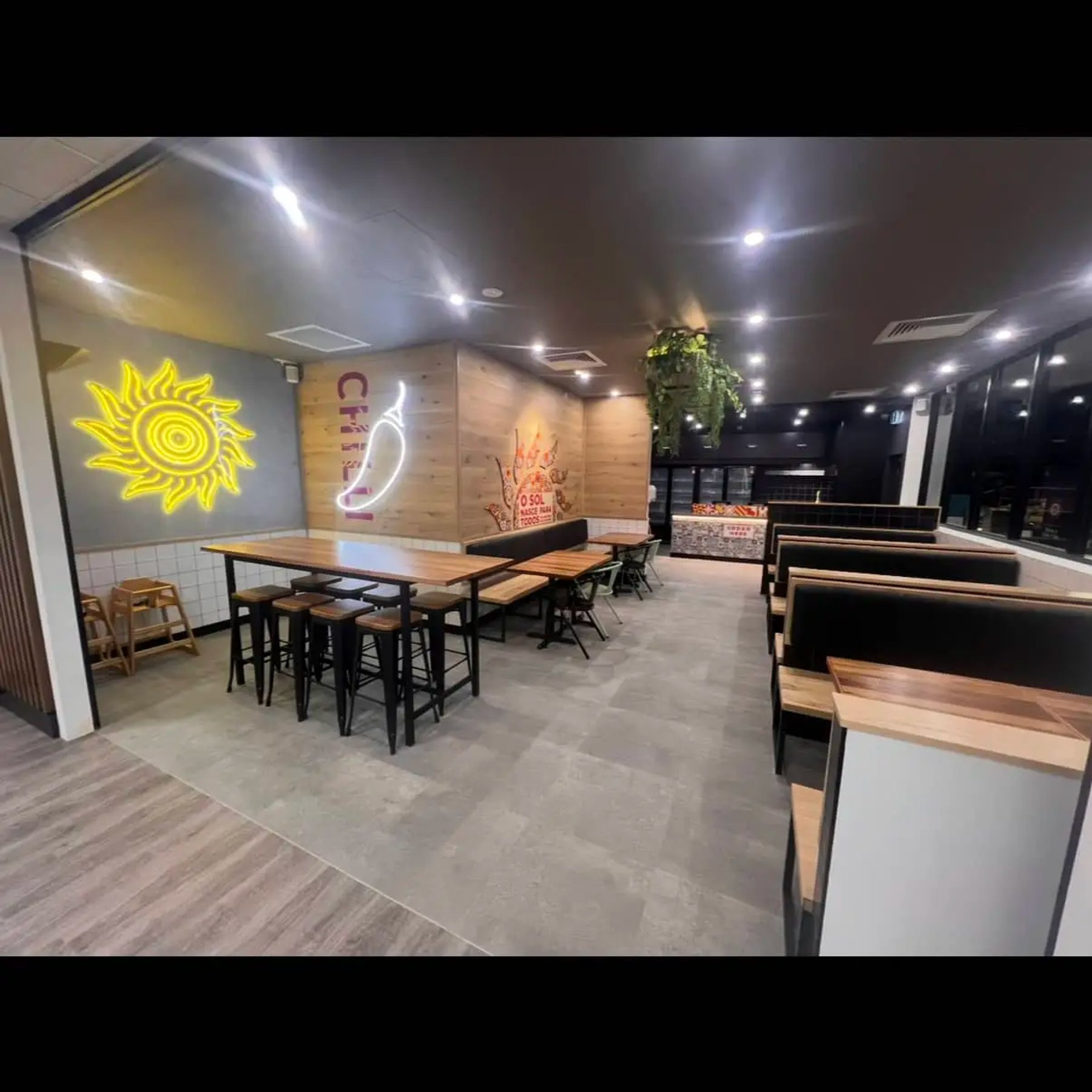 Oporto Baringa construction