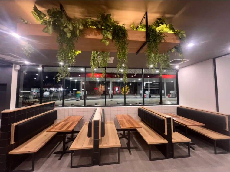 Oporto Baringa commercial fit-out
				project