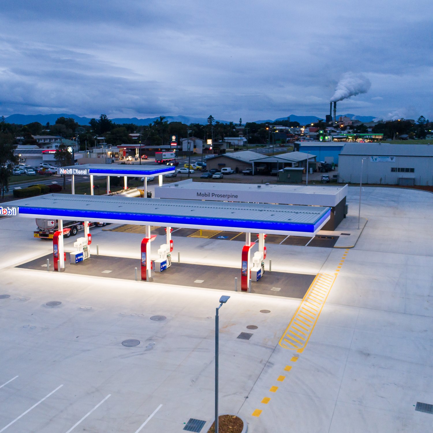 Proserpine Mobil
					construction