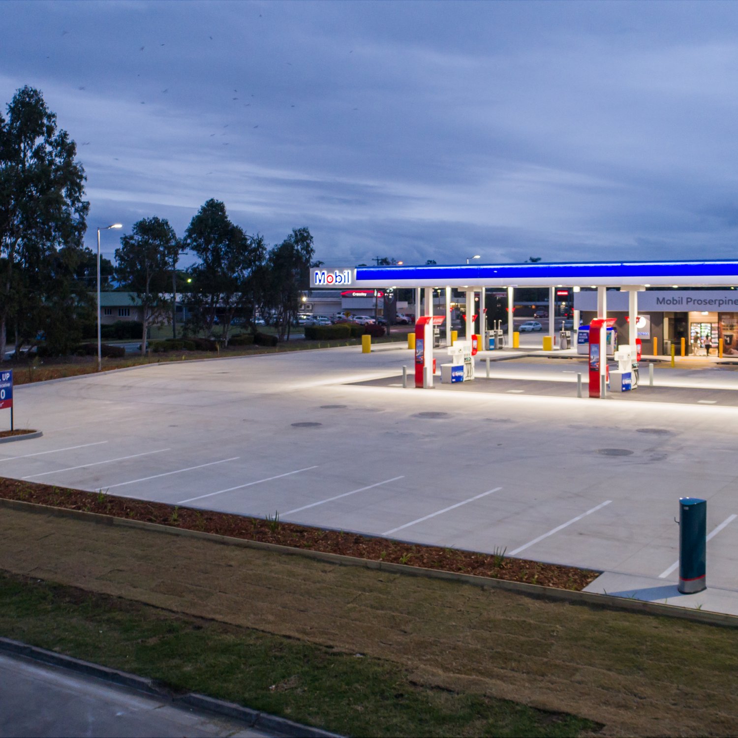 Proserpine Mobil
					construction