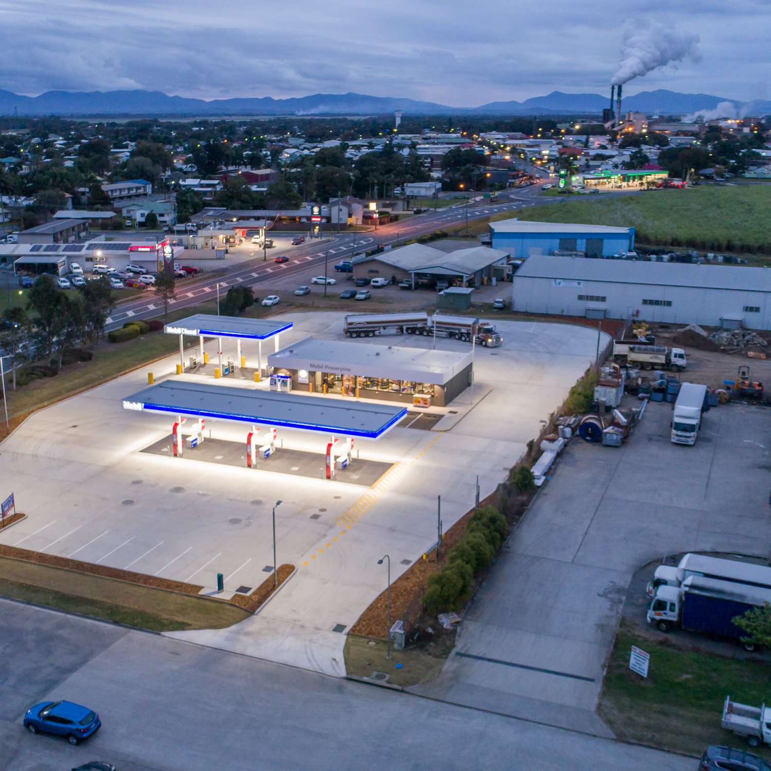Proserpine Mobil
					construction