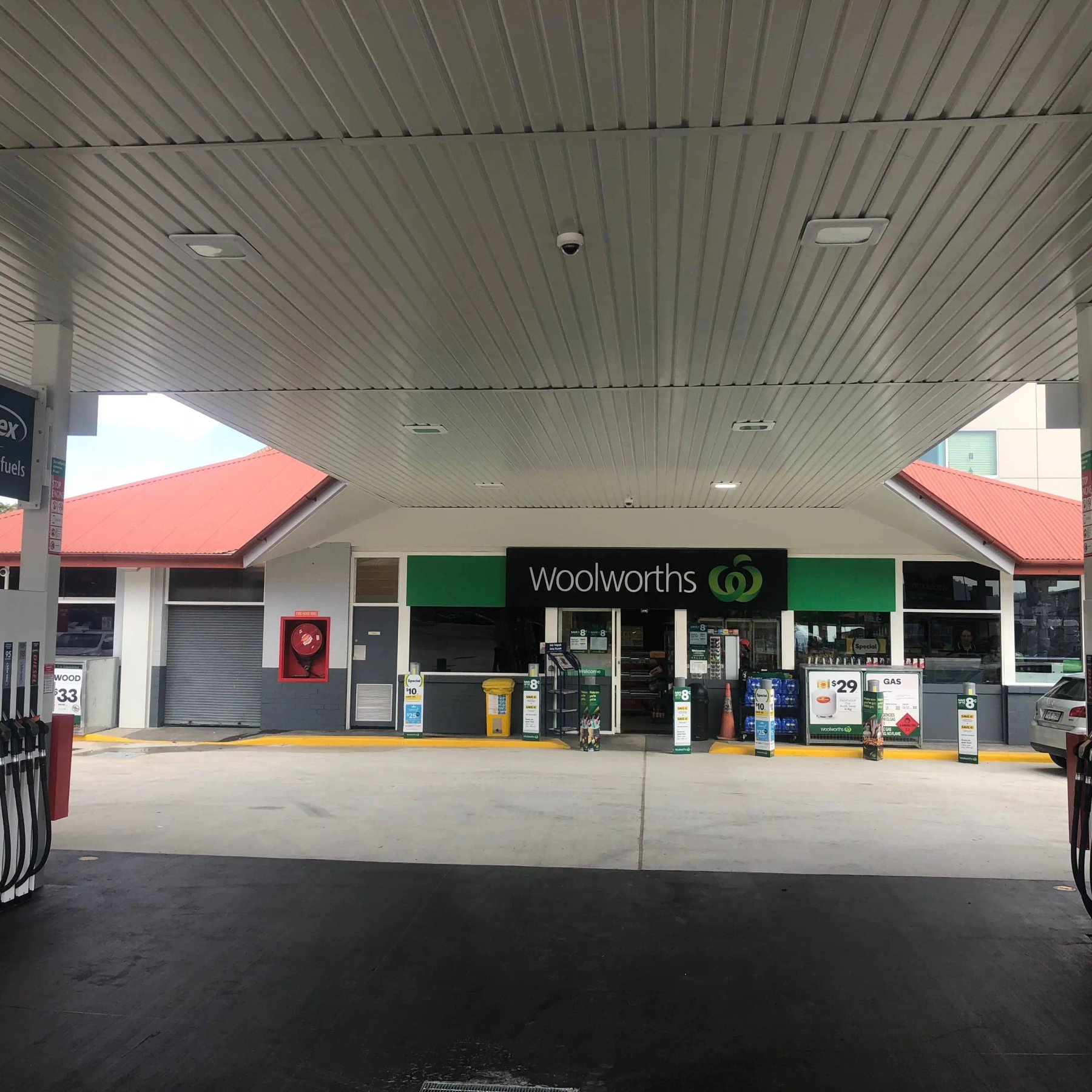 Woolworths Petrol
					Tuggeranong construction