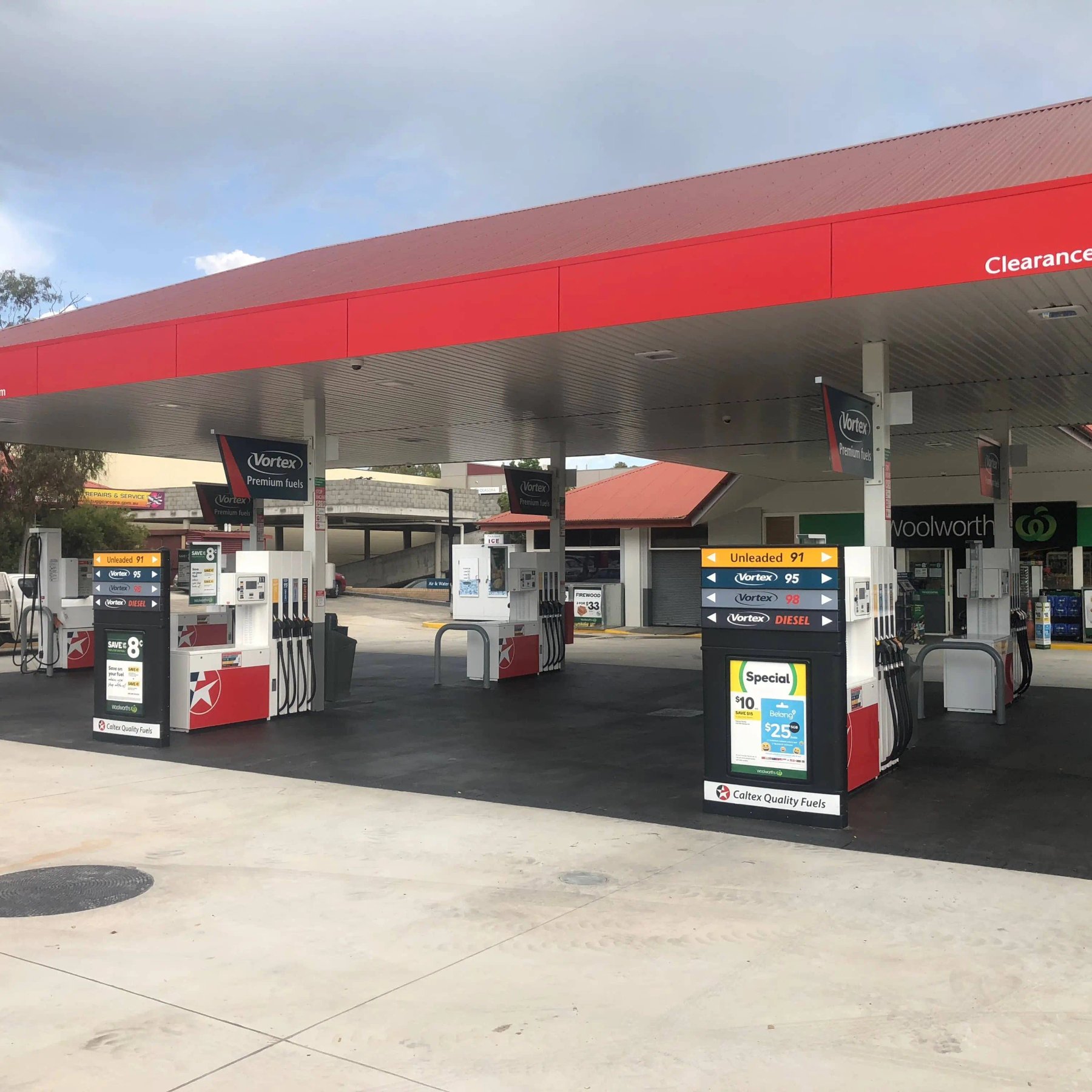Woolworths Petrol
					Tuggeranong construction